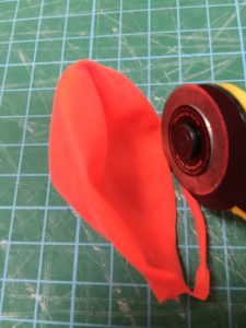 100均の風船で作るタイラバのネクタイ自作方法